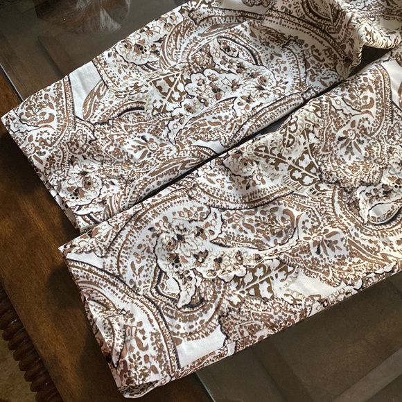 Calvin Klein Petite Size Paisley Print Slim Leg Linen-Blend Ankle Pants - Picture 12 of 14